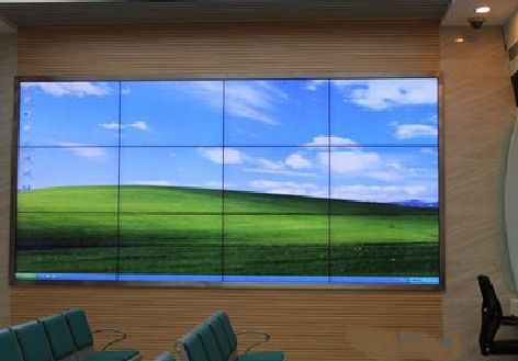 忠县液晶拼接屏的另类用法。